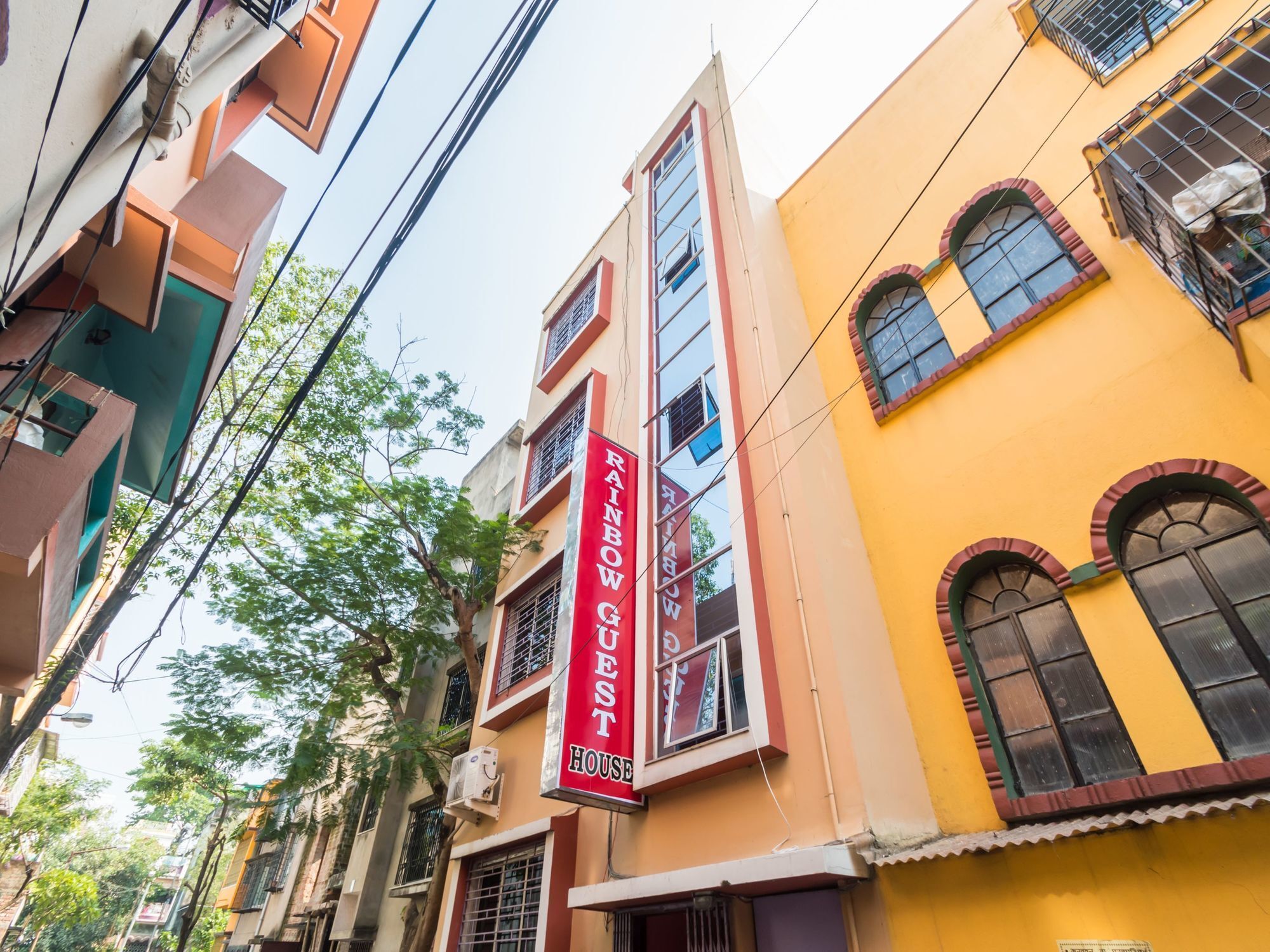 Hotel Rainbow Kolkata